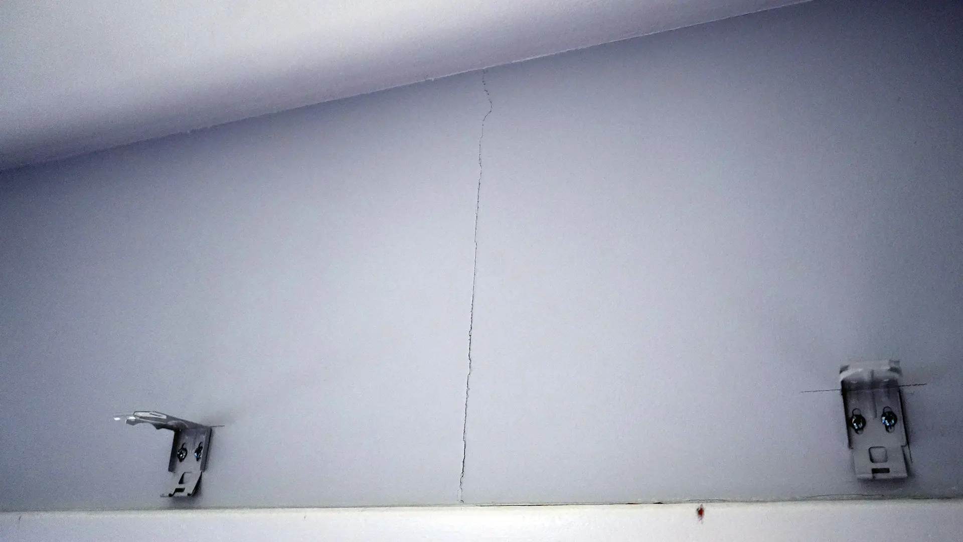 Wall Crack Prevention Kenya: Stop Drywall and Plaster Cracks